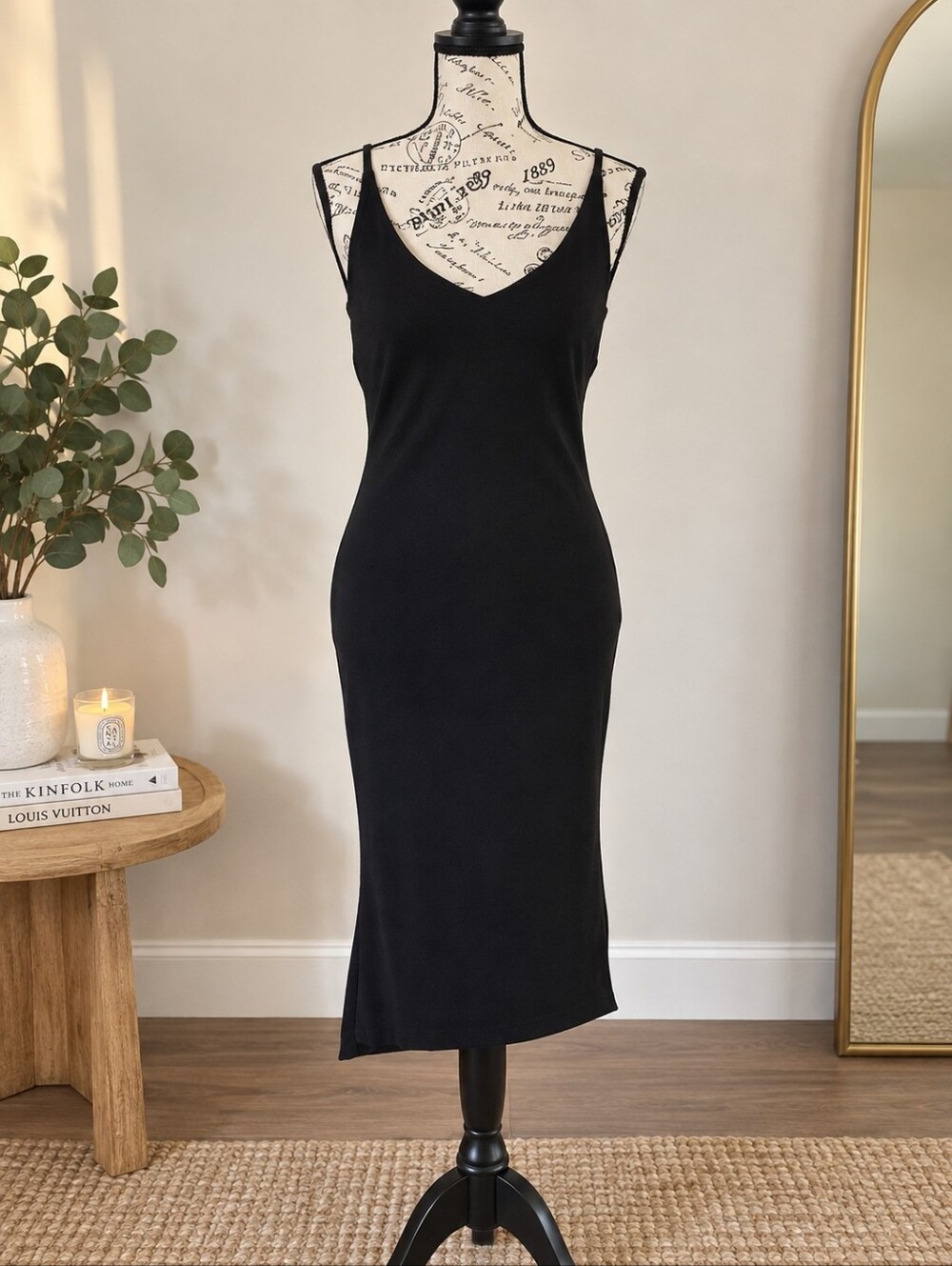 Size S Sirens Black Midi Dress